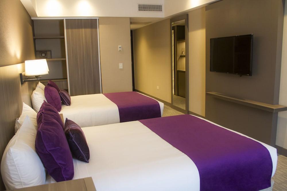 Hotel Land Plaza ลาปลาตา ภายนอก รูปภาพ
