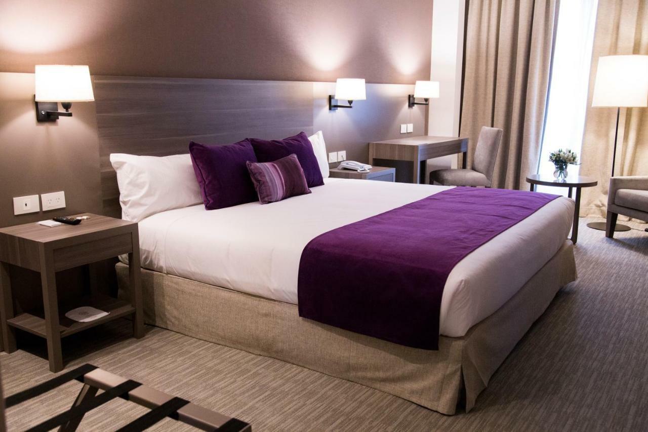 Hotel Land Plaza ลาปลาตา ภายนอก รูปภาพ