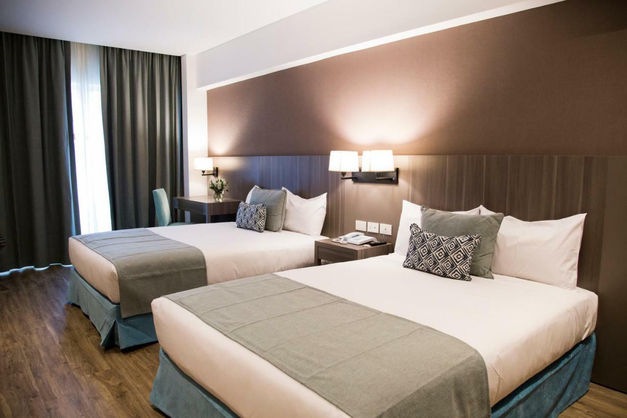 Hotel Land Plaza ลาปลาตา ภายนอก รูปภาพ