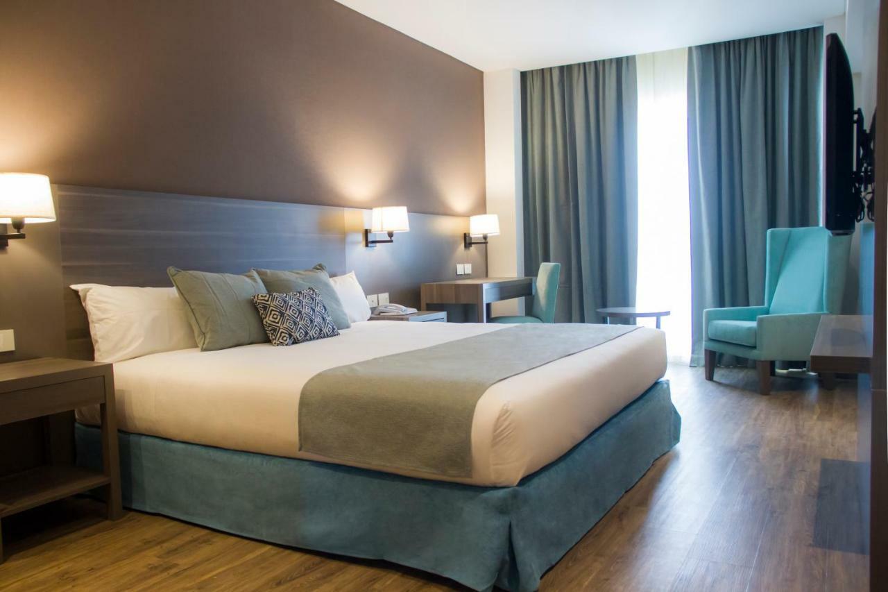 Hotel Land Plaza ลาปลาตา ภายนอก รูปภาพ